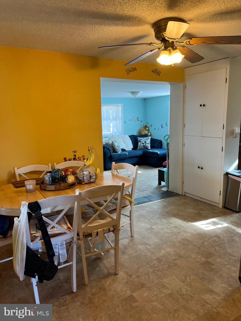 102 Ulmer Ave