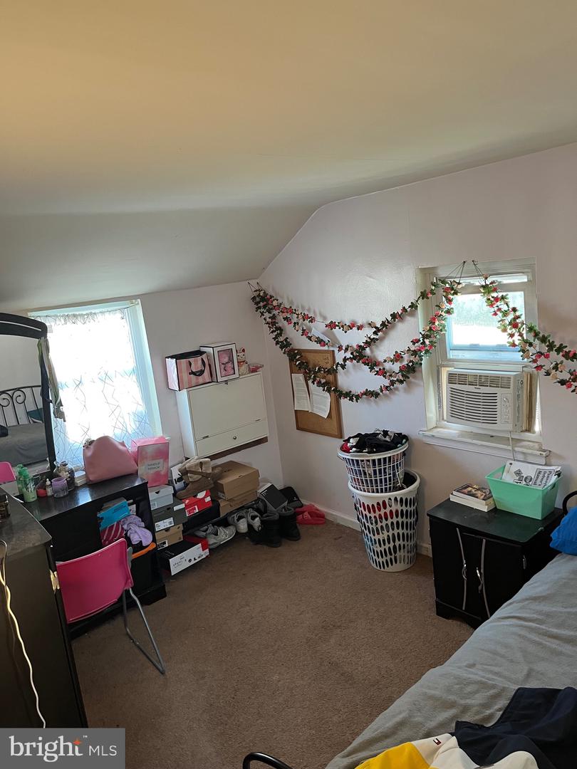 102 Ulmer Ave