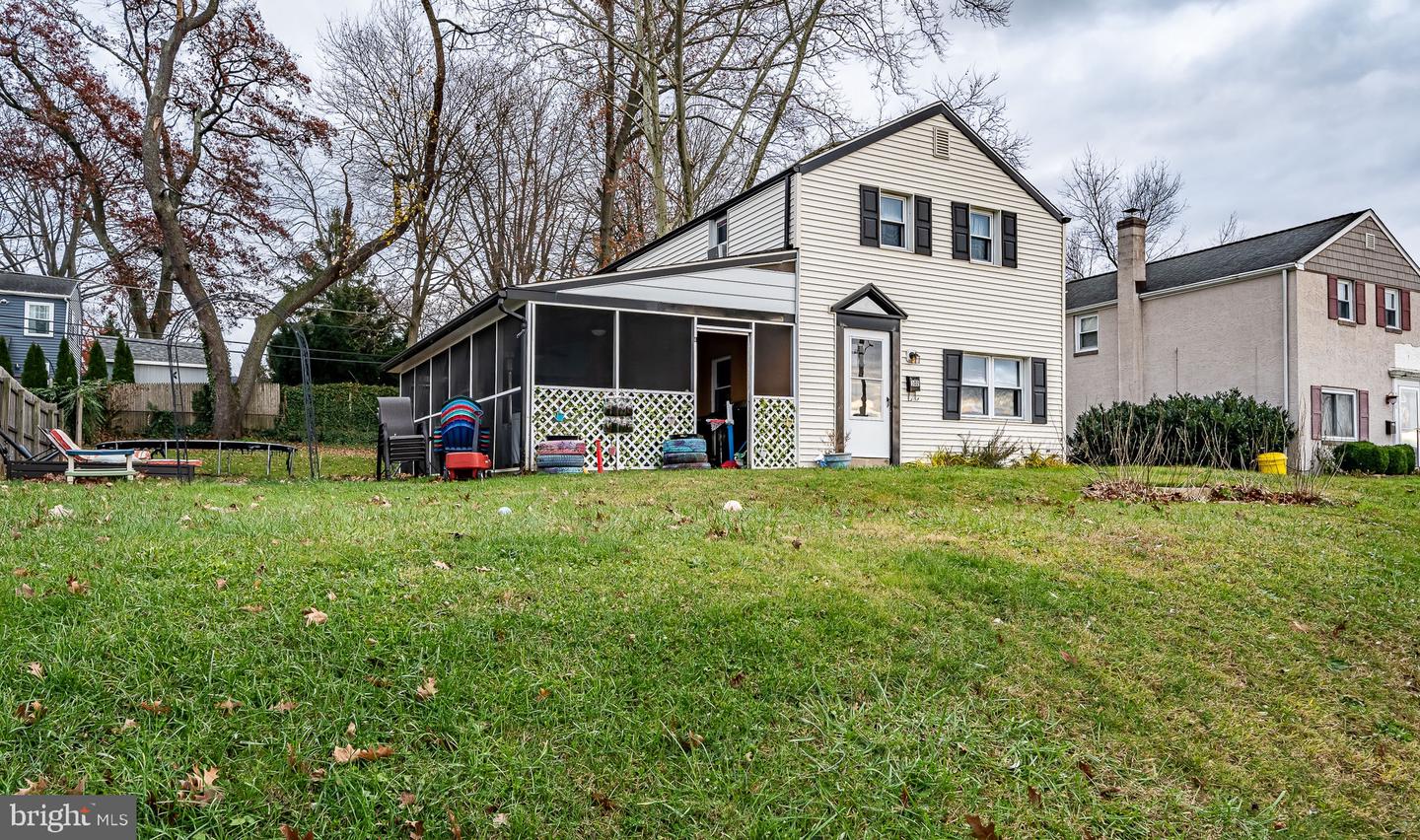 102 Ulmer Ave