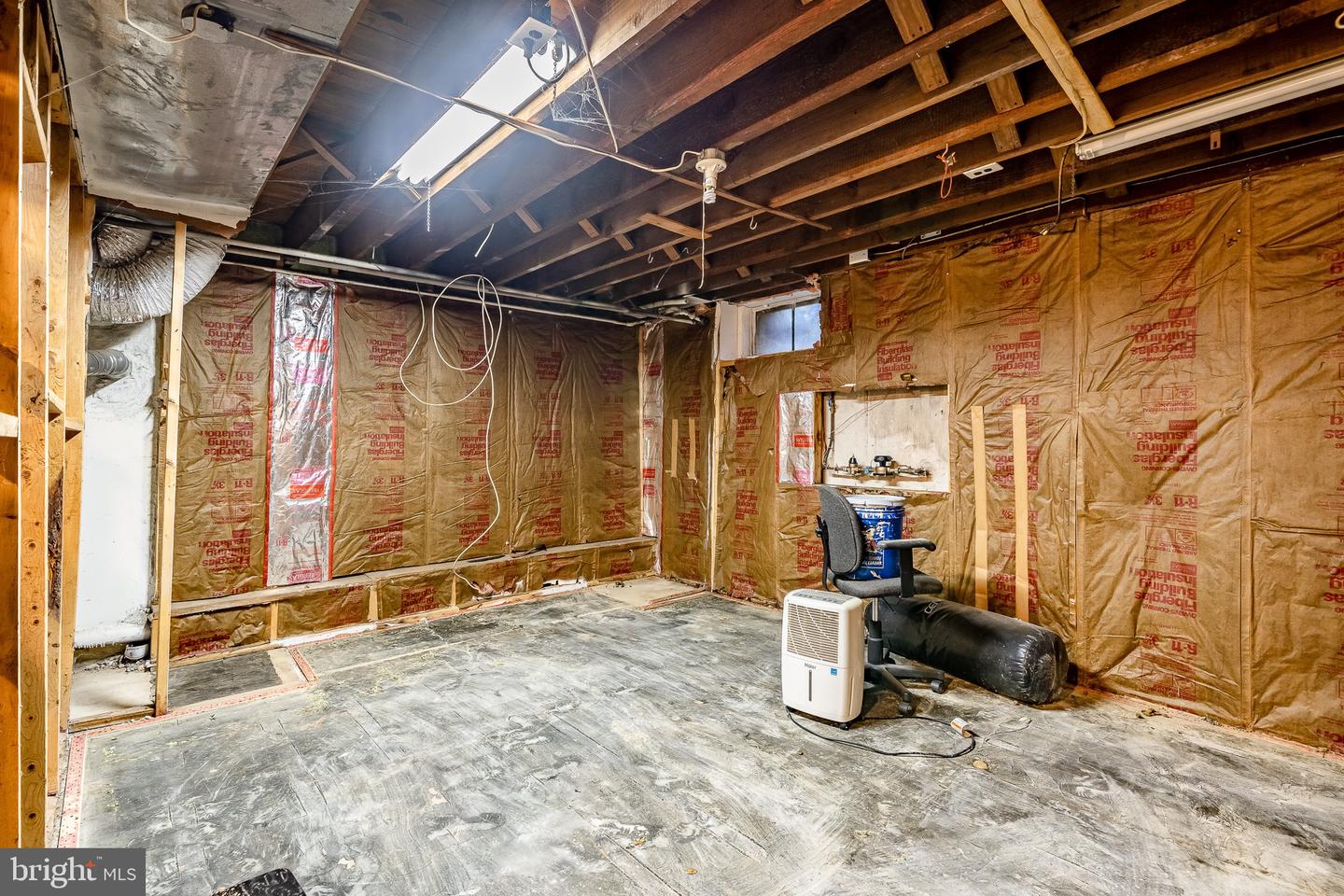 102 Ulmer Ave