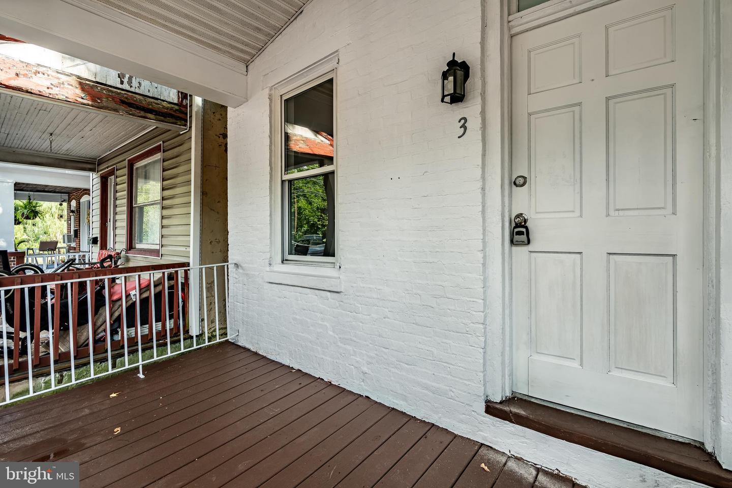 3 Walnut St