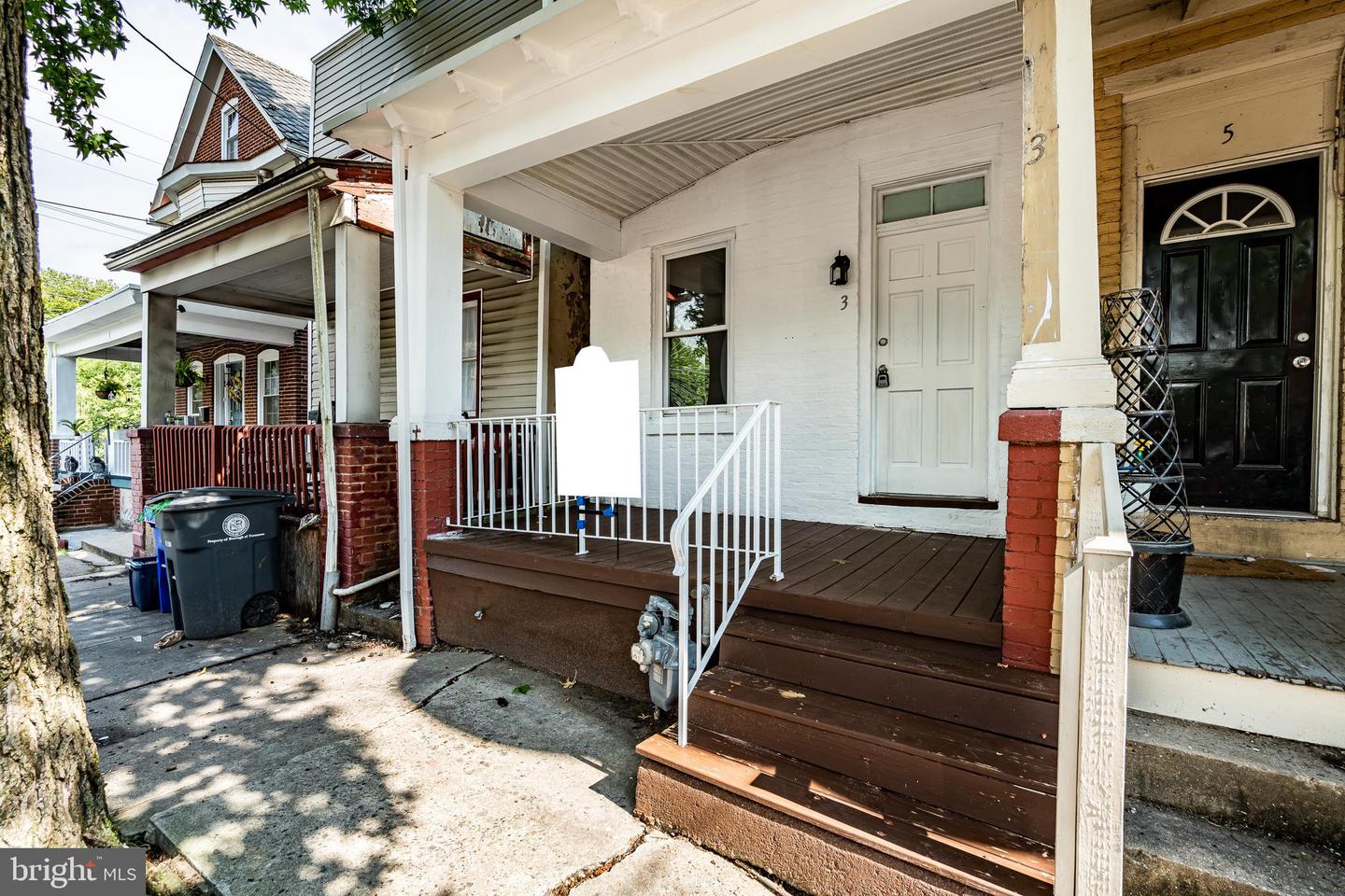 3 Walnut St