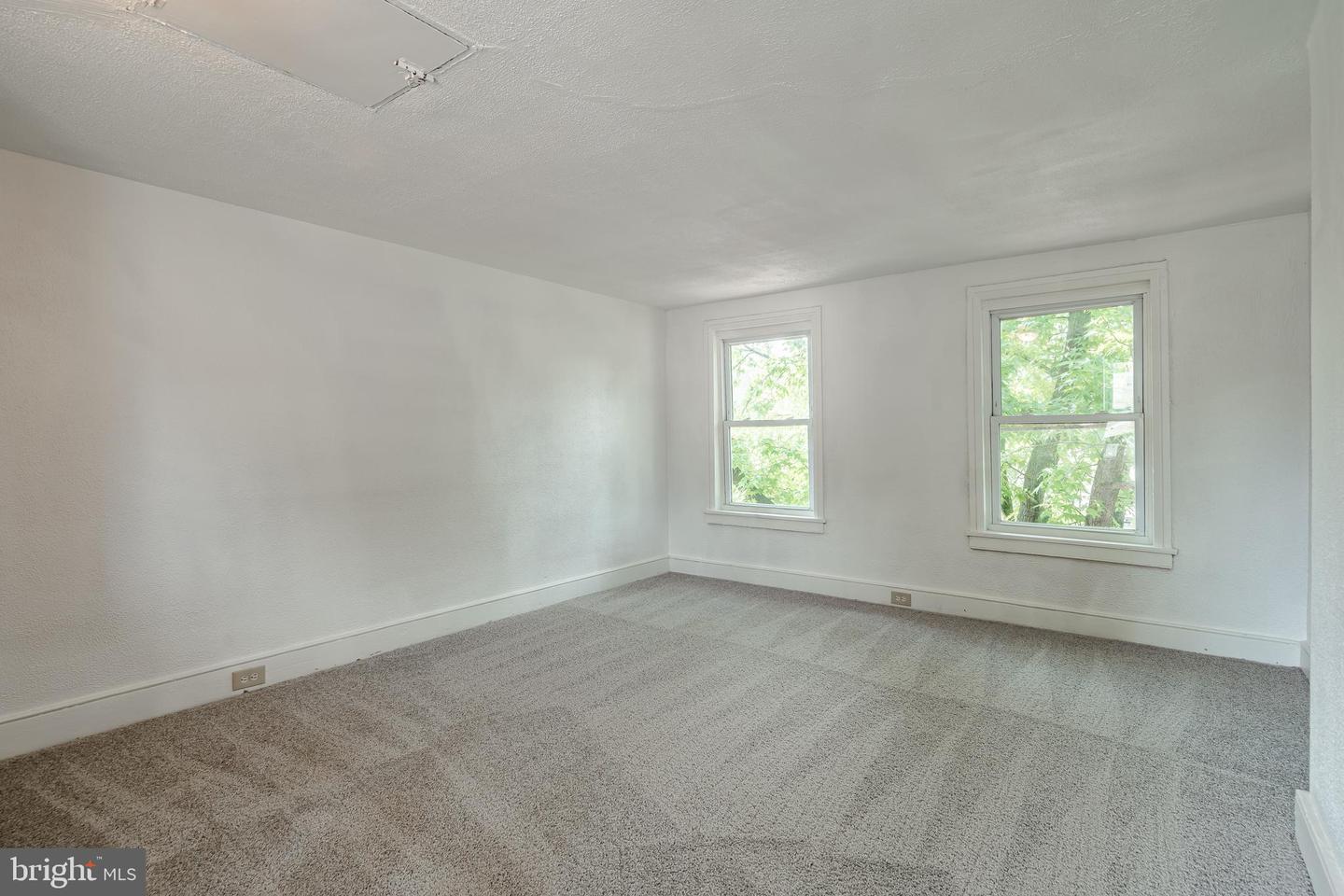 3 Walnut St
