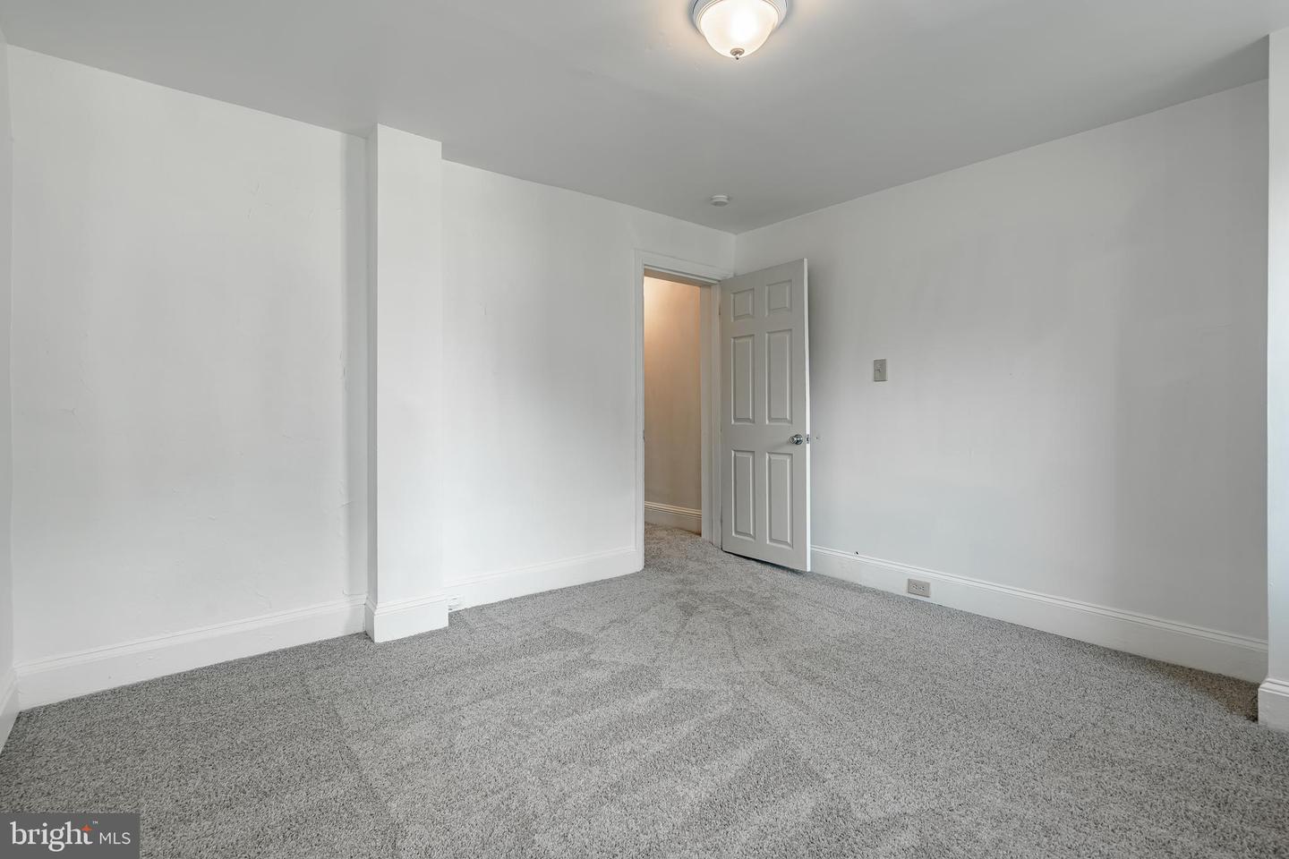 3 Walnut St