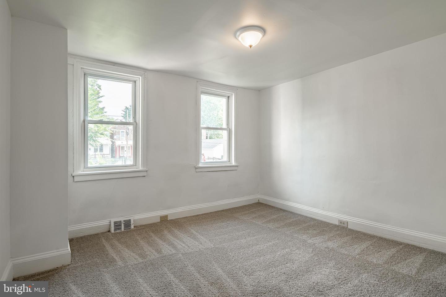 3 Walnut St