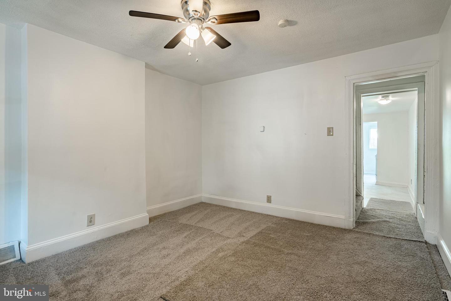 3 Walnut St