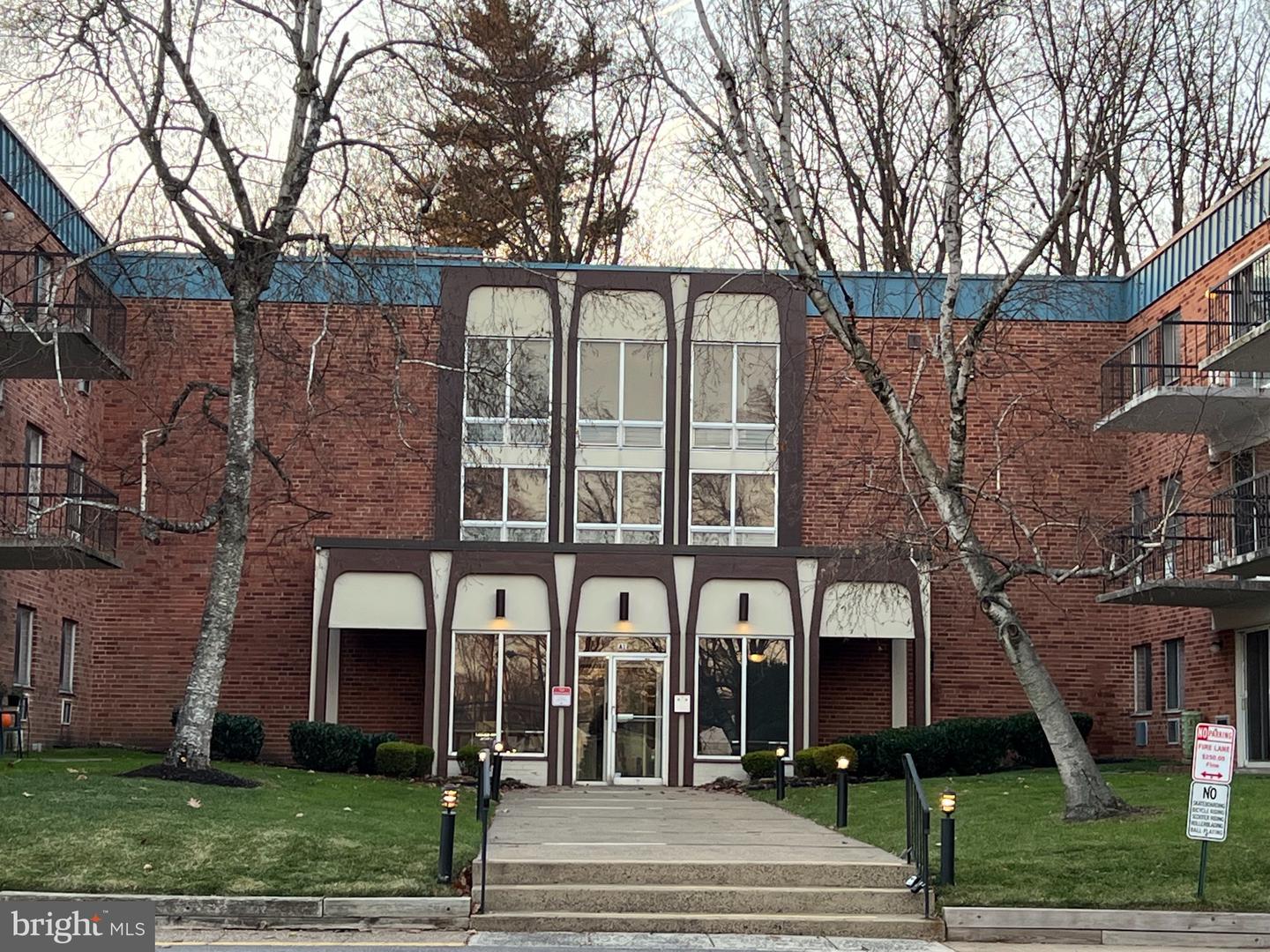 120 N Bethlehem Pike #103b