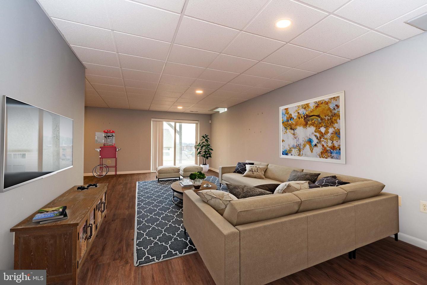 2611 Equestrian Way