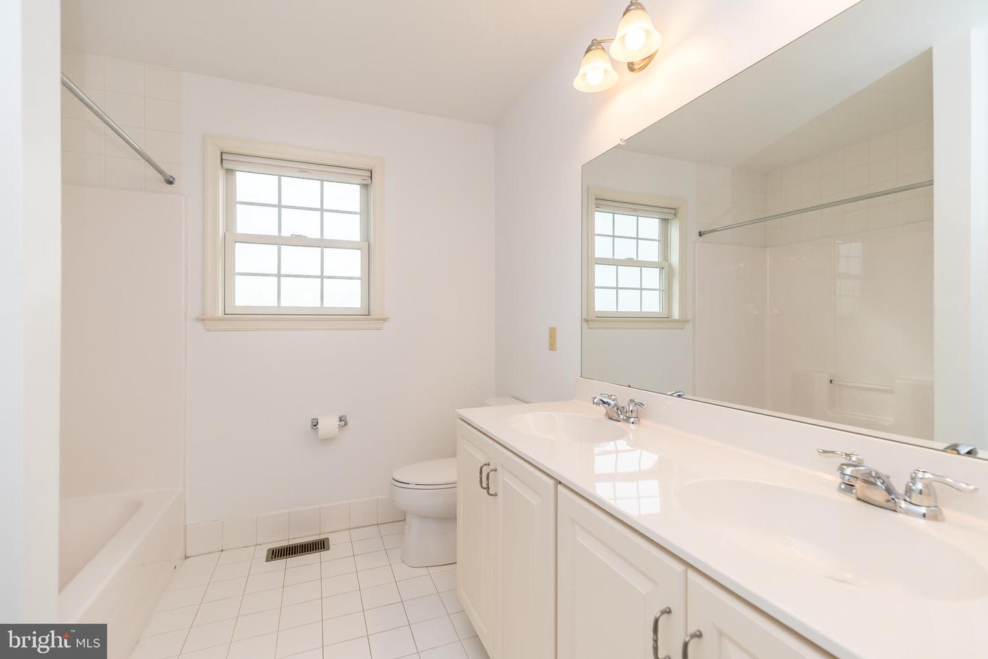 2611 Equestrian Way