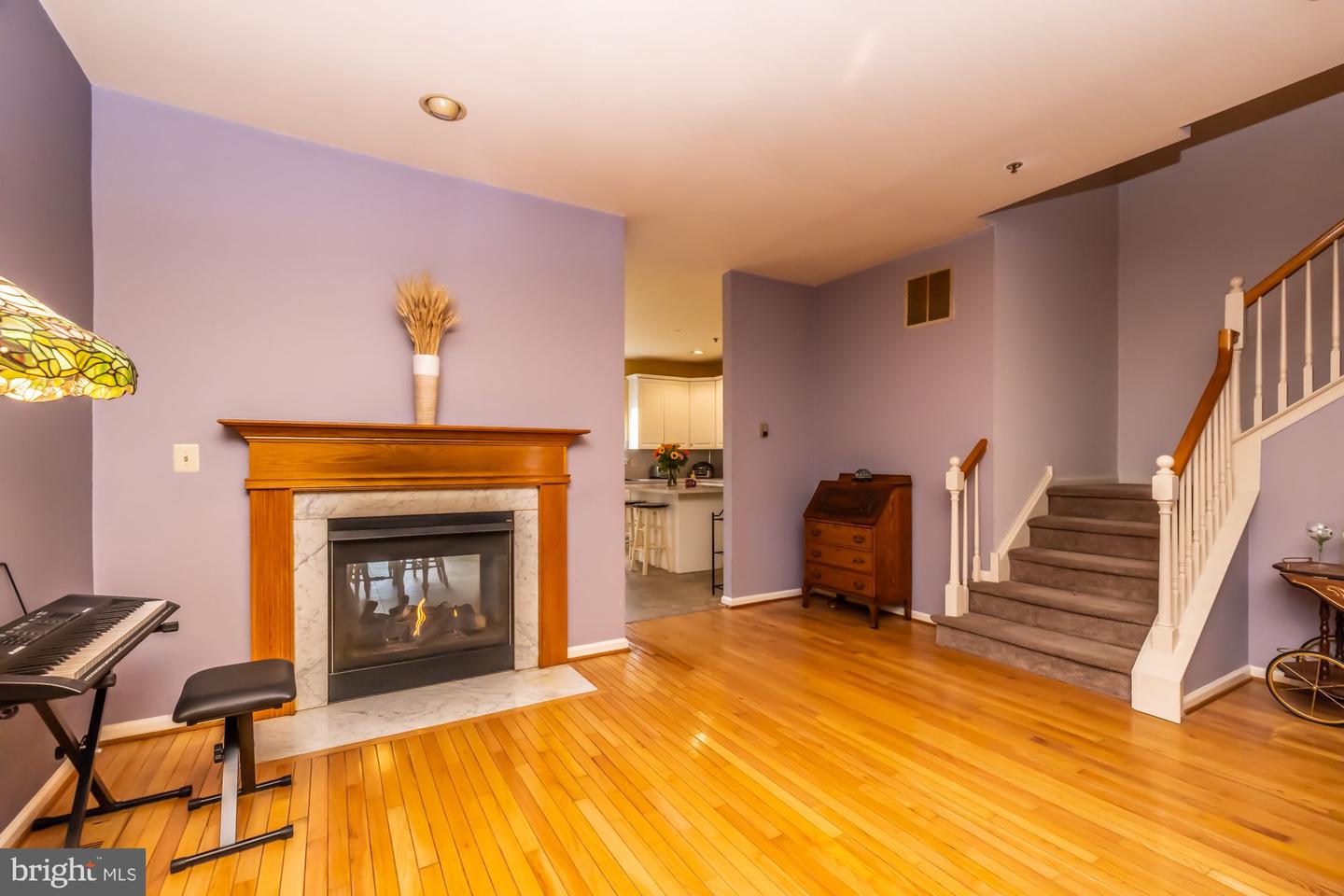 215 Donna Dr