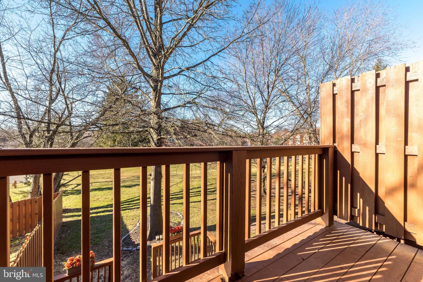 128 Magnolia Ct