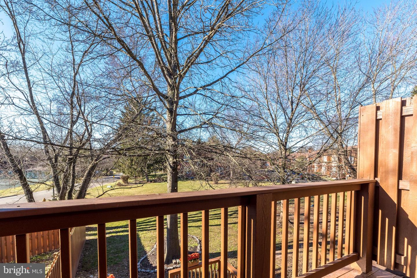 128 Magnolia Ct