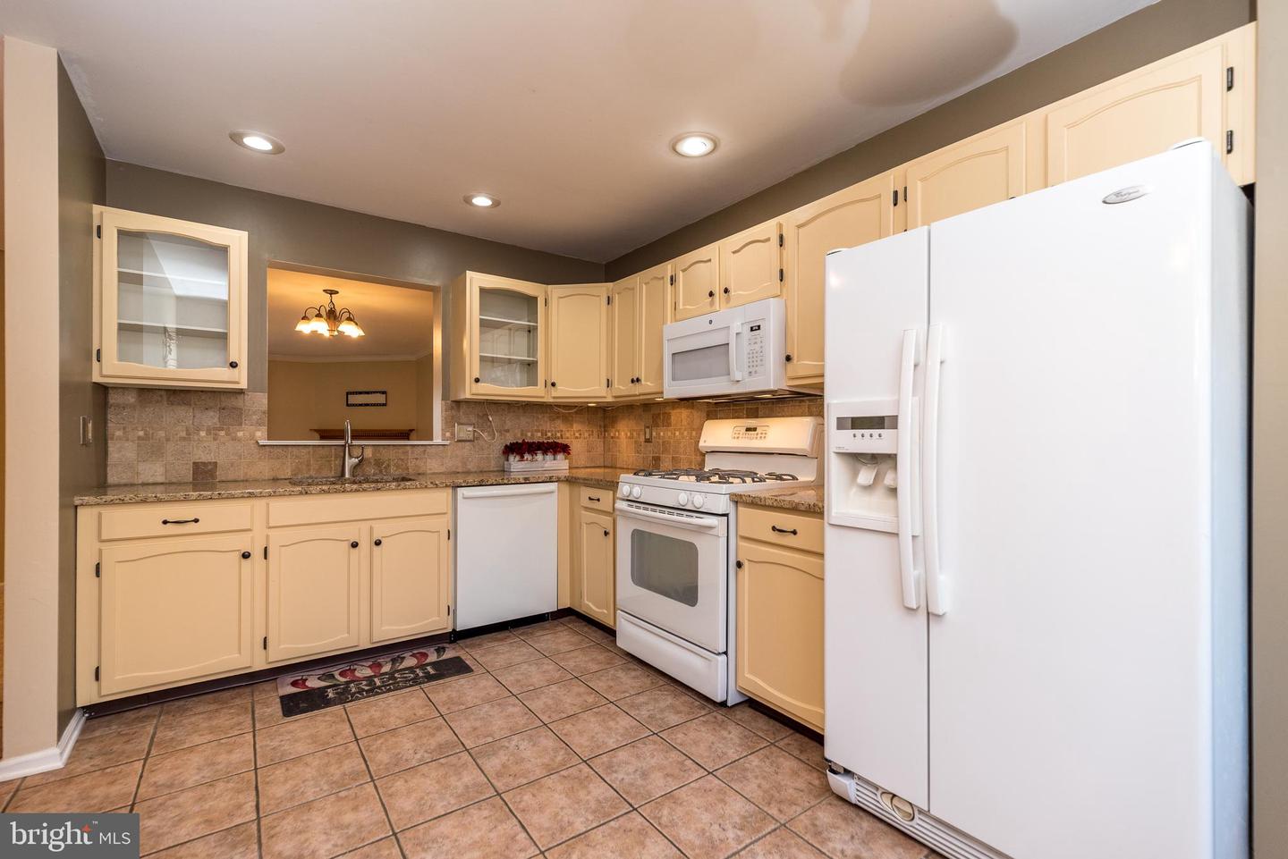 128 Magnolia Ct