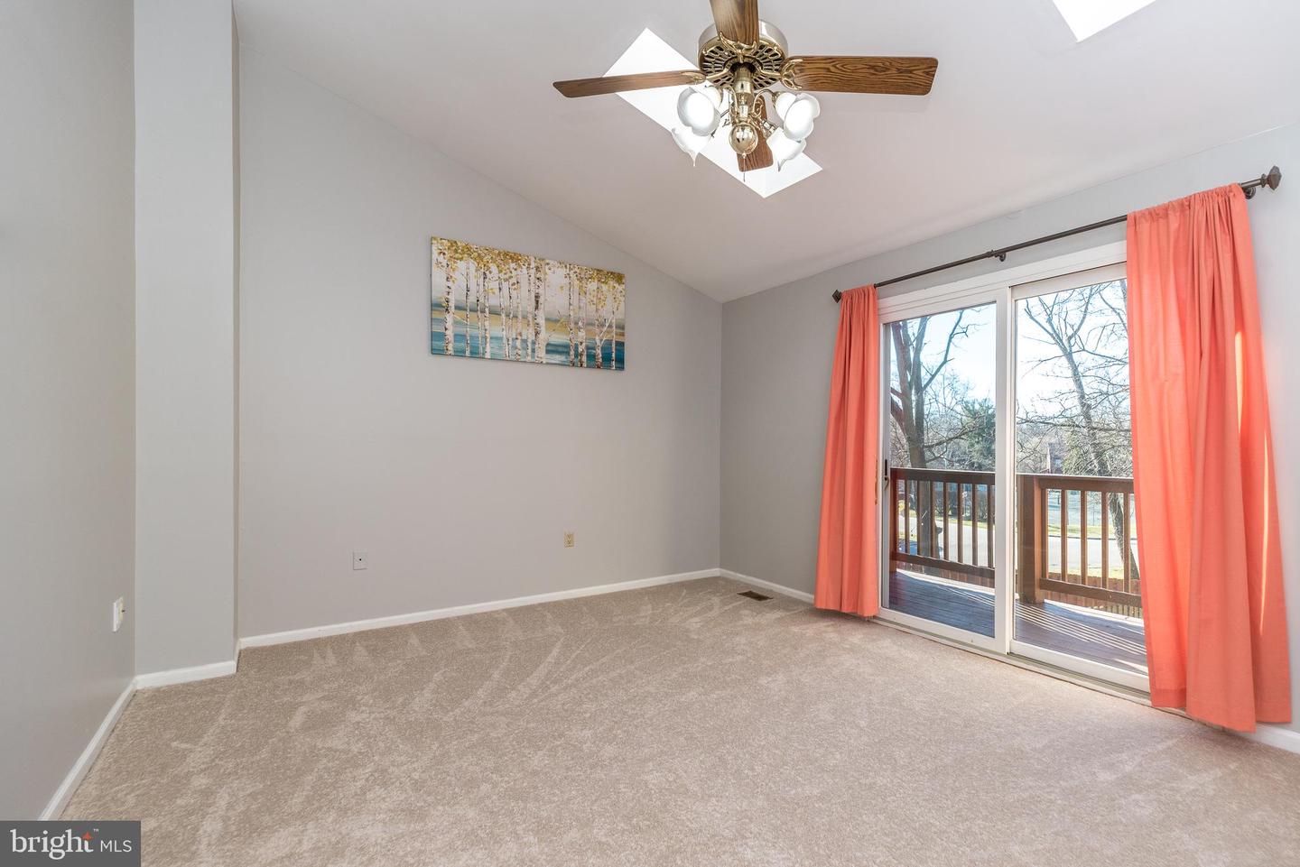 128 Magnolia Ct