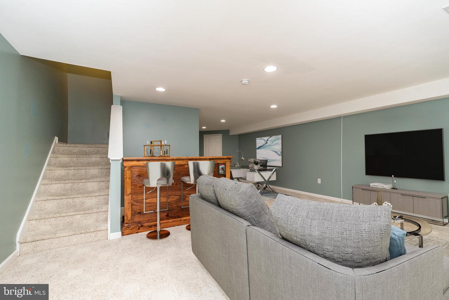 128 Magnolia Ct
