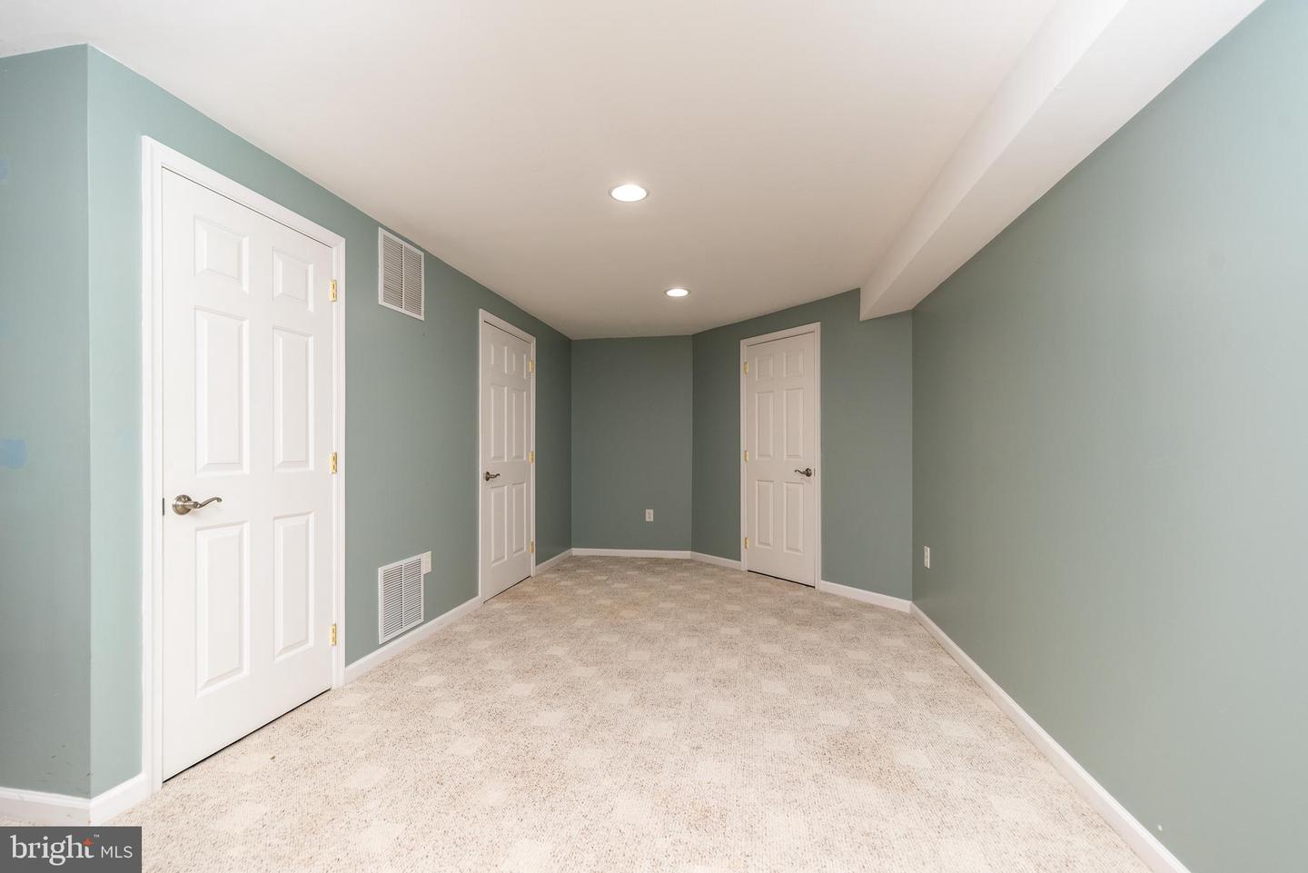 128 Magnolia Ct