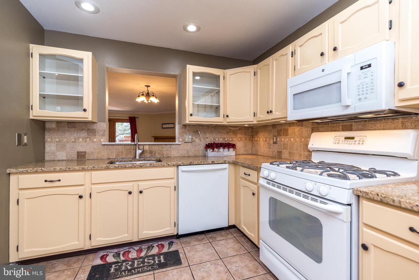 128 Magnolia Ct