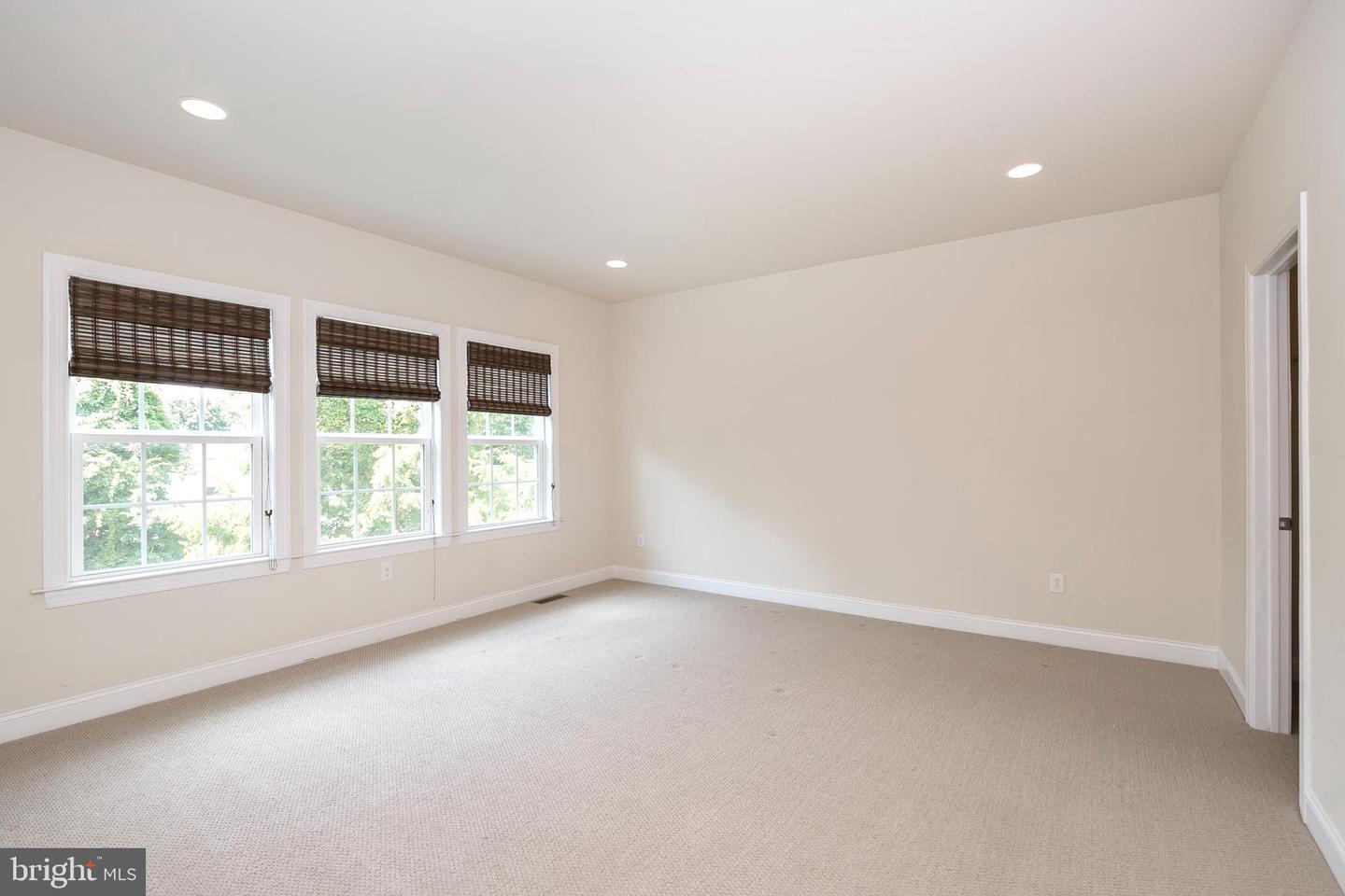 1918 Cori Ln