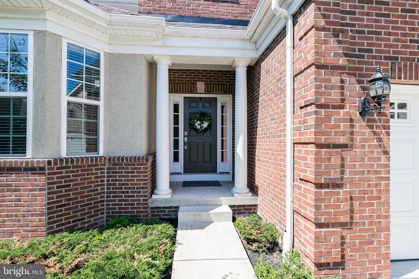 1918 Cori Ln