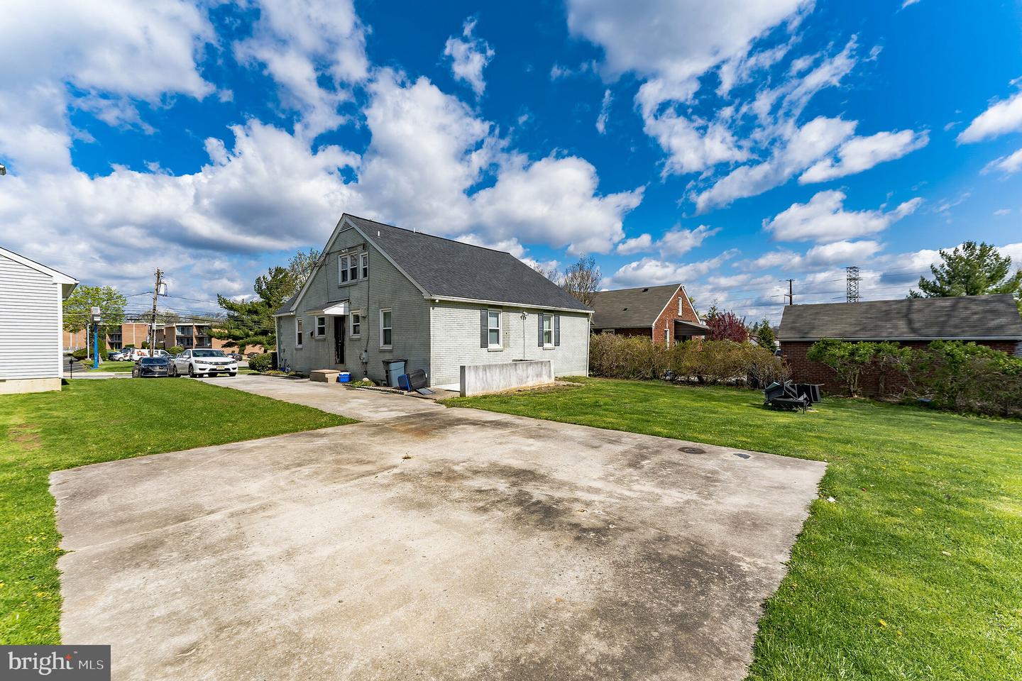 1701 Butler Pike