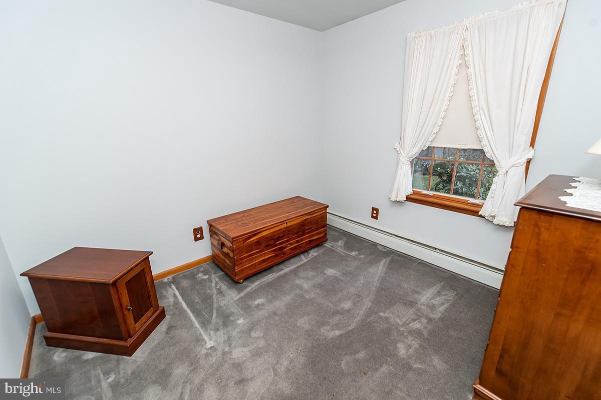 1247 Cedars Rd