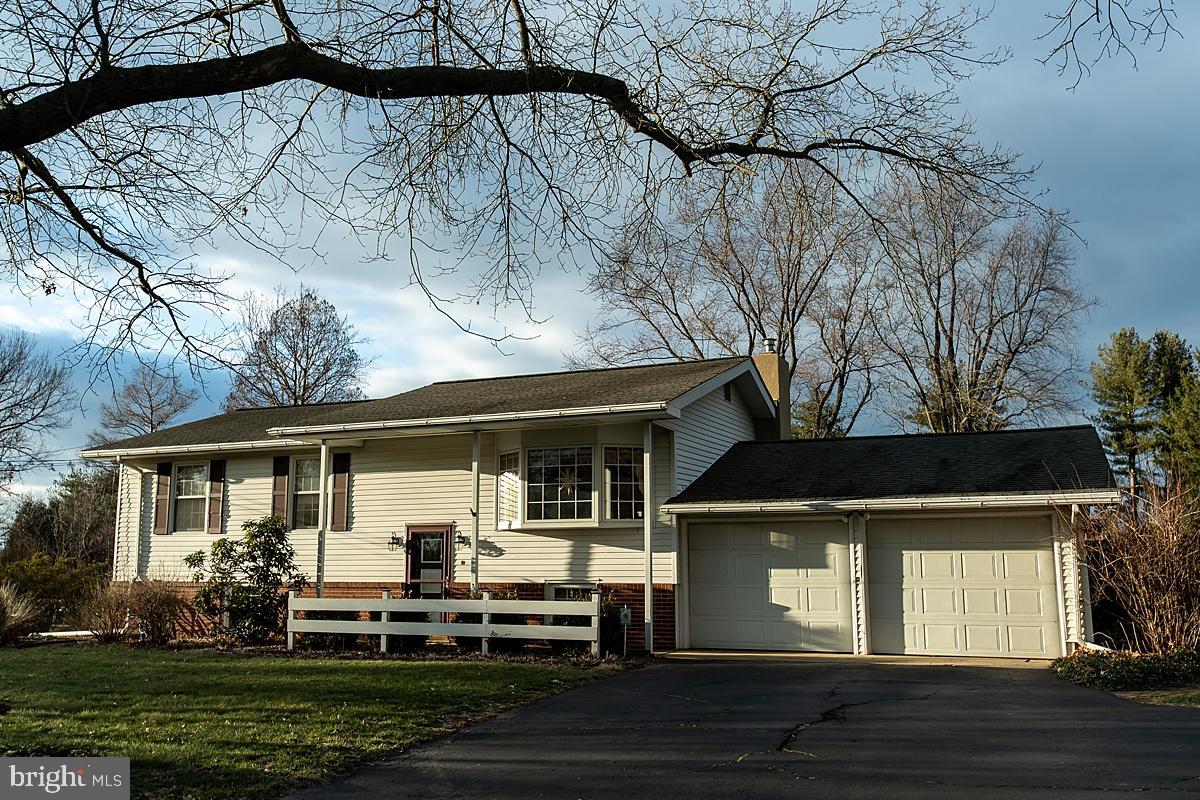 1247 Cedars Rd