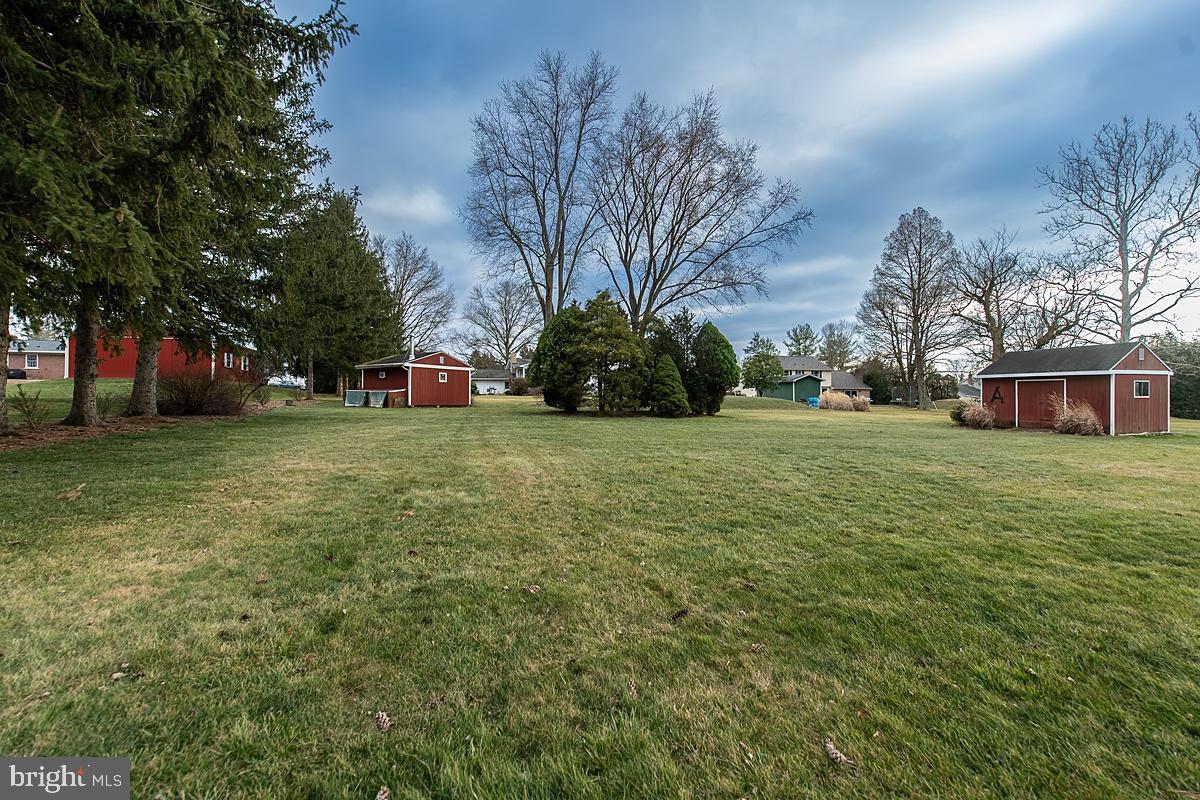 1247 Cedars Rd