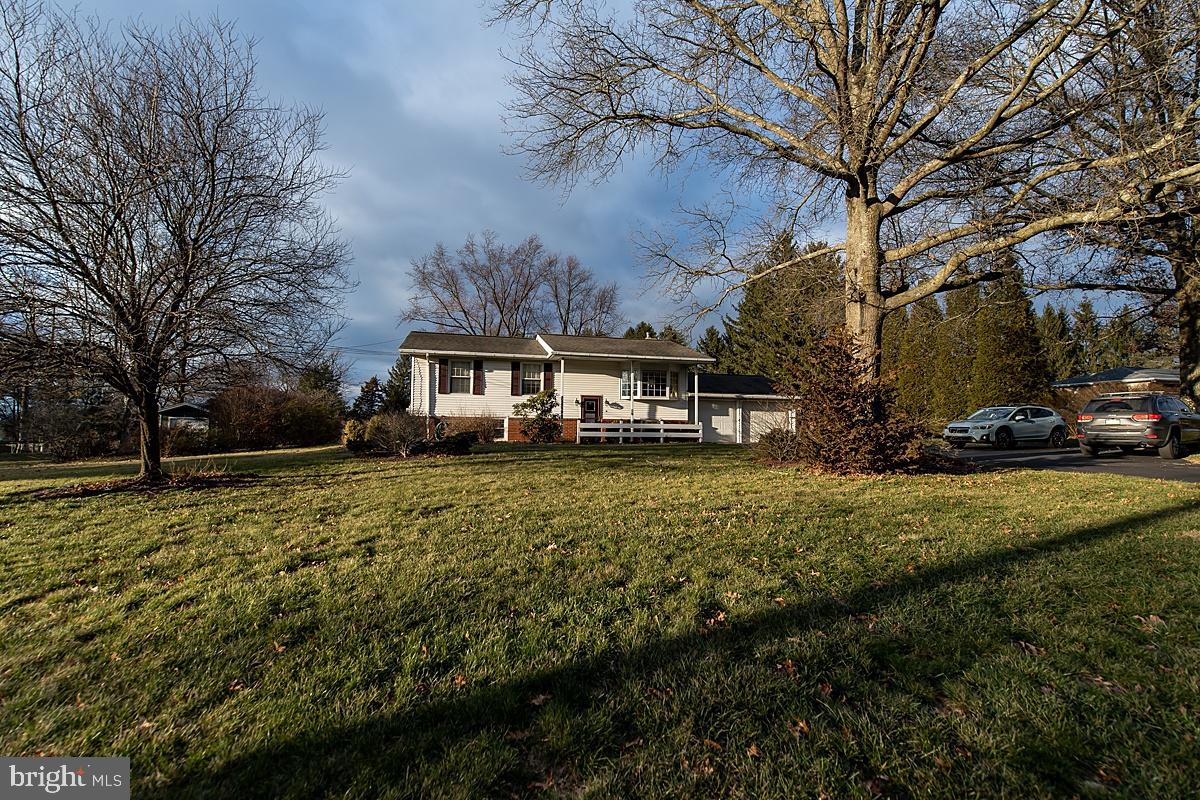 1247 Cedars Rd
