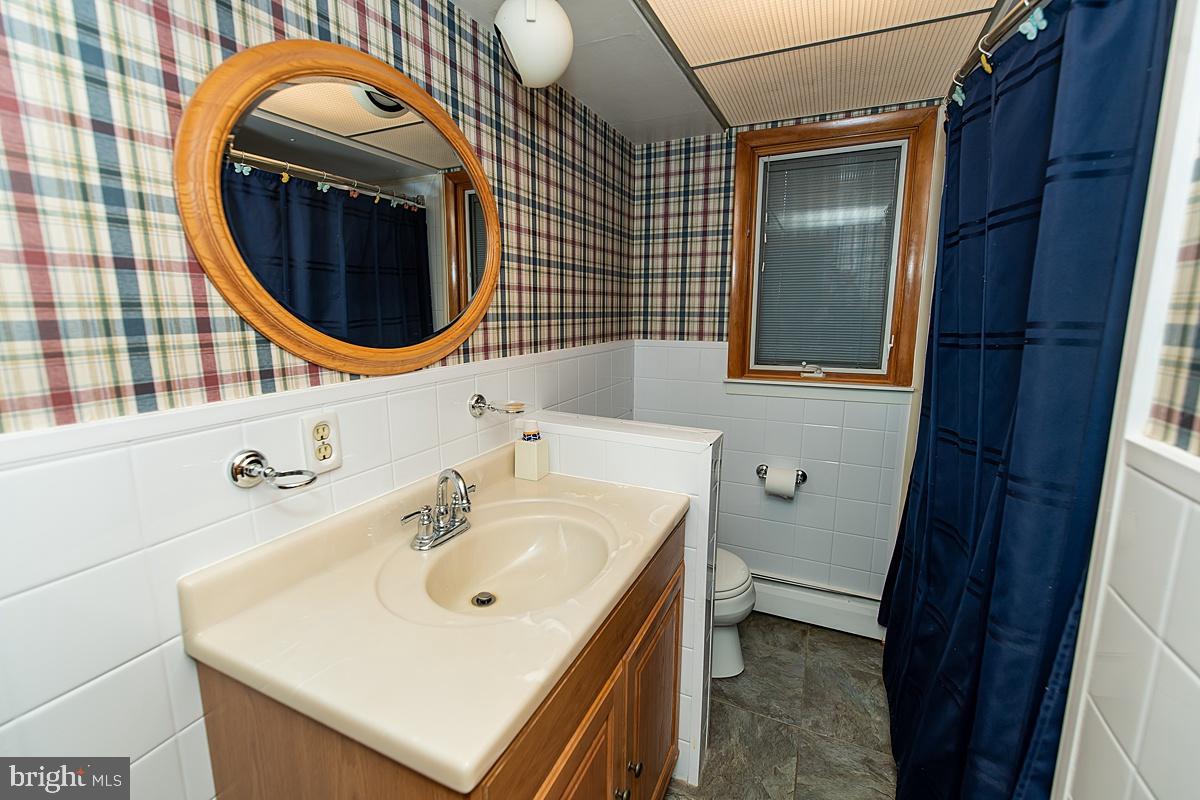 1247 Cedars Rd