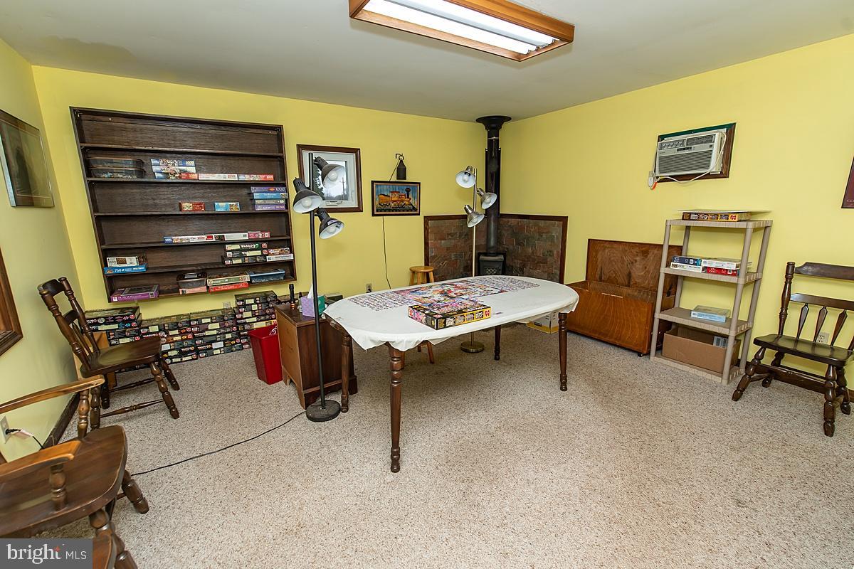 1247 Cedars Rd