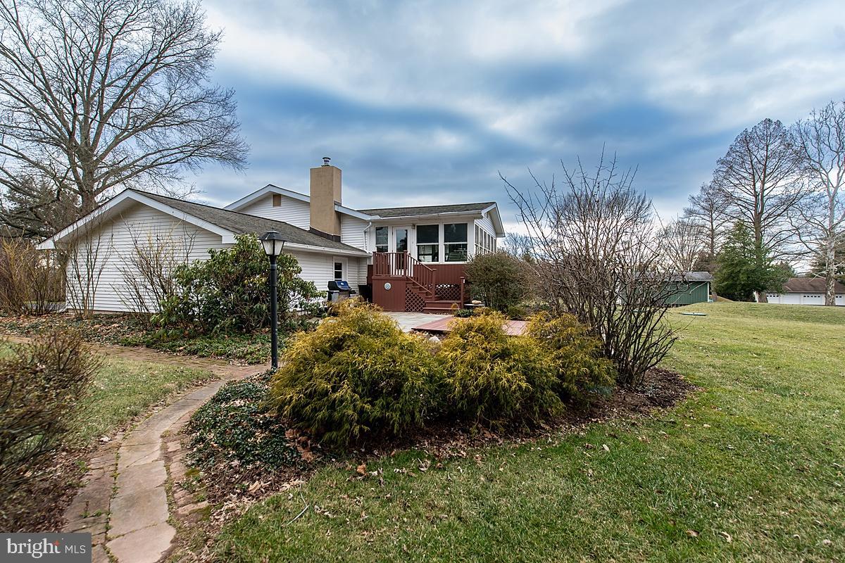 1247 Cedars Rd