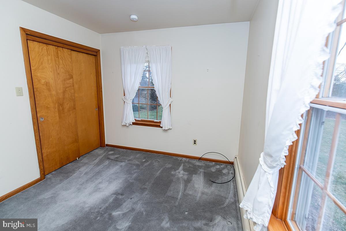 1247 Cedars Rd