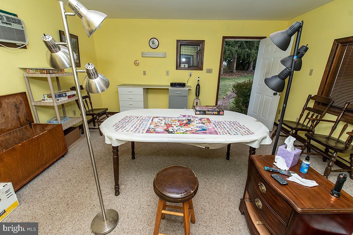 1247 Cedars Rd