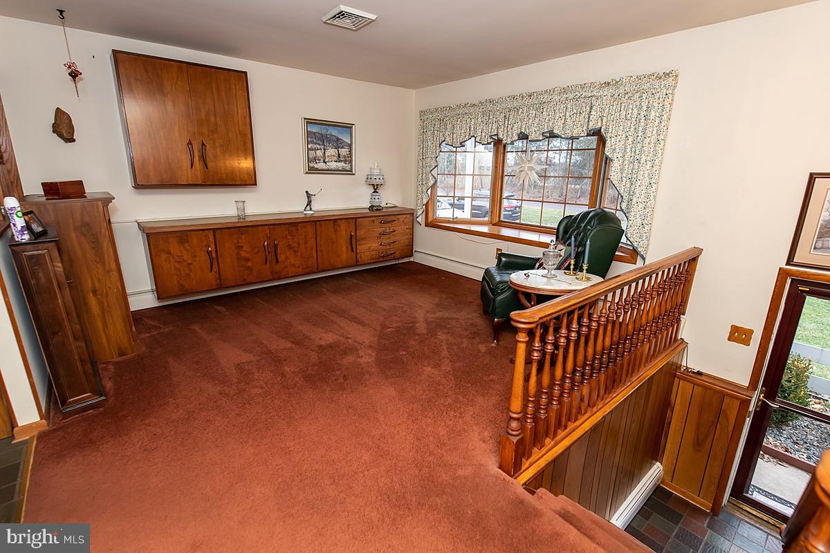 1247 Cedars Rd