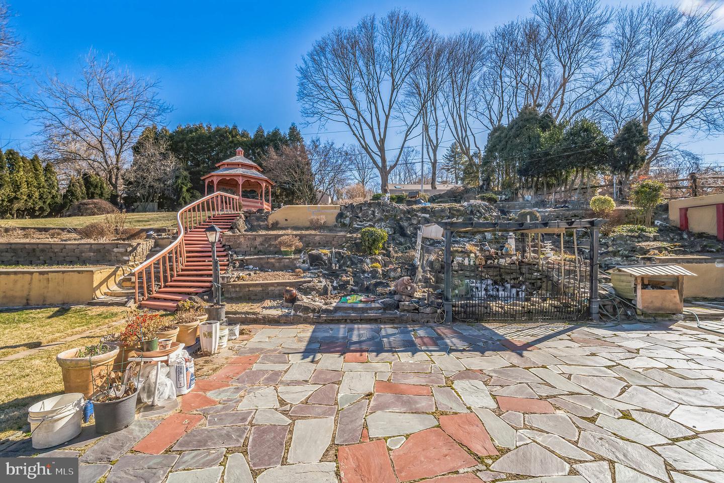 1300 Paper Mill Road