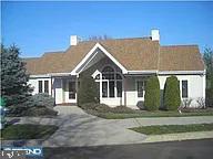 2705 Maryannes Ct