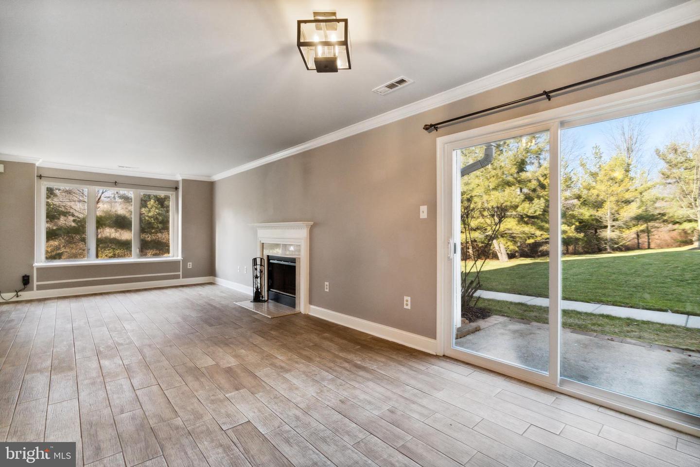 2705 Maryannes Ct