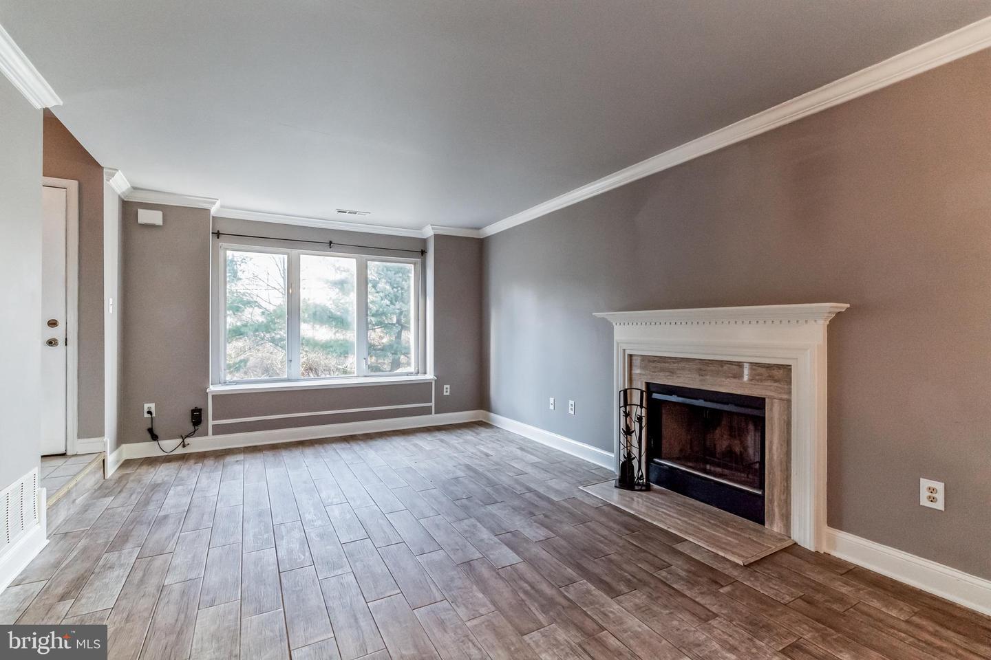 2705 Maryannes Ct