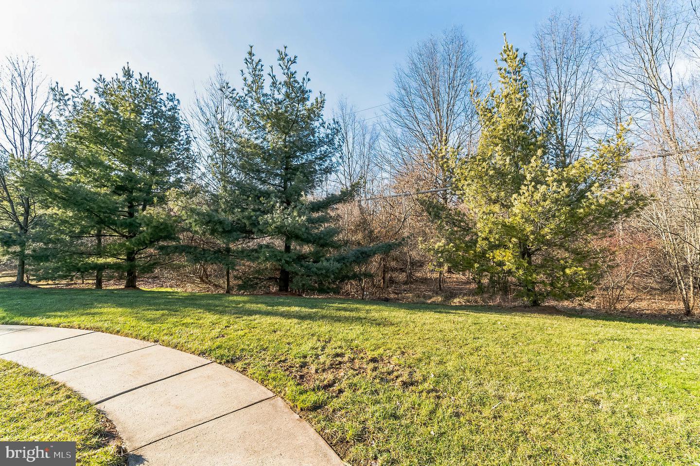 2705 Maryannes Ct