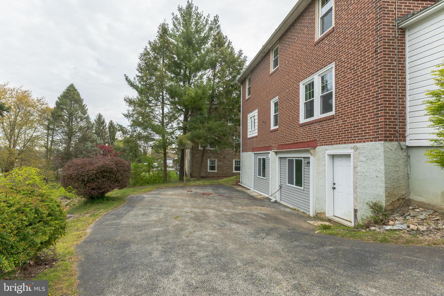 1316 Butler Pike #Second Floor