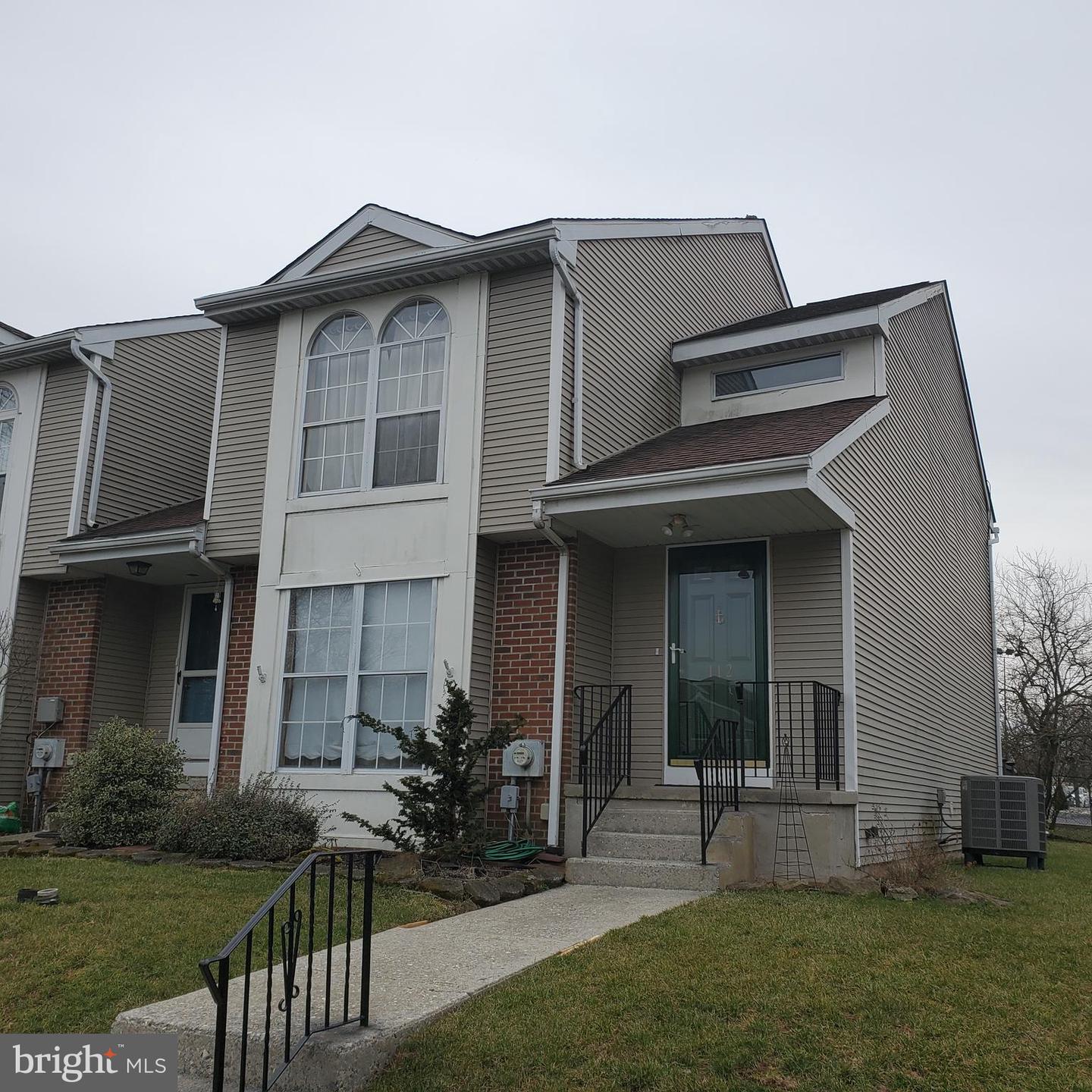 112 Teakwood Ct