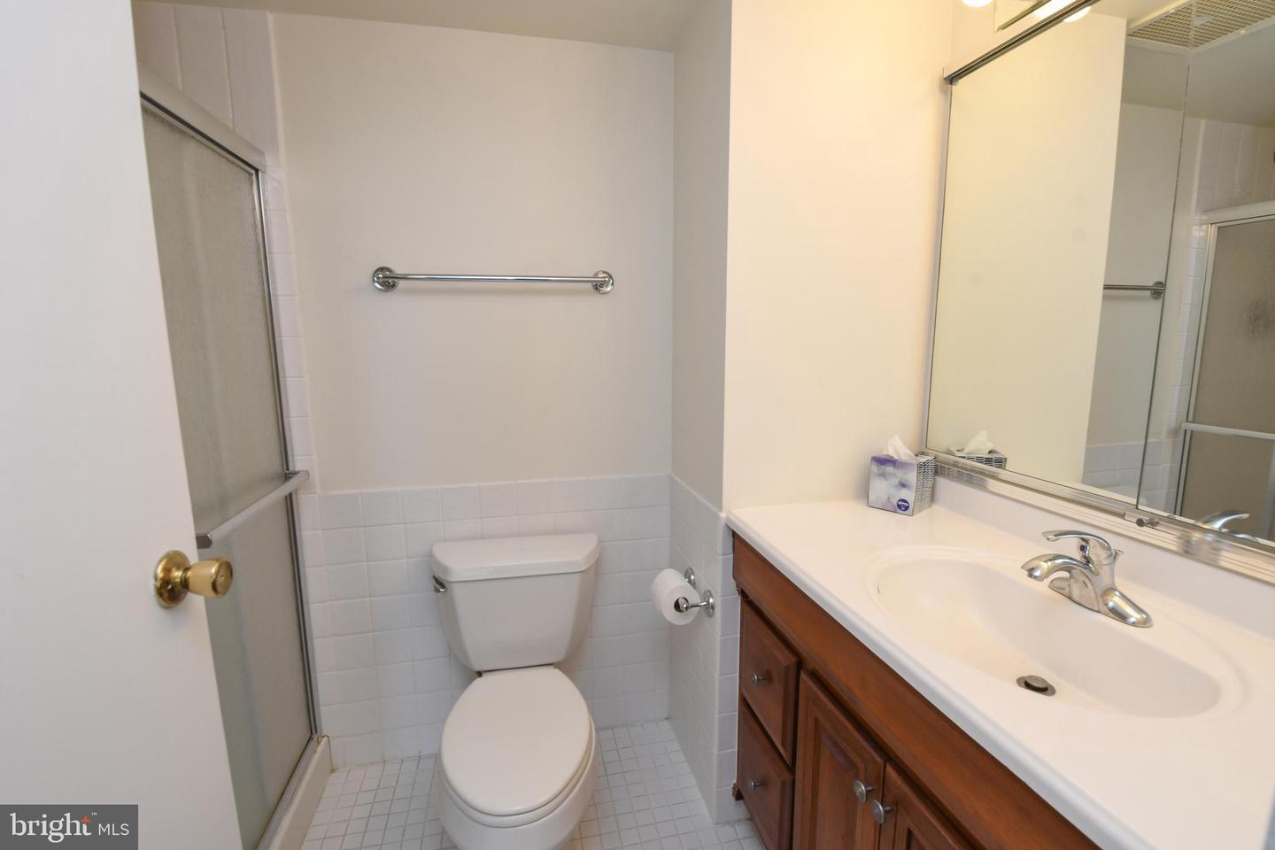 666 W Germantown Pike #1516