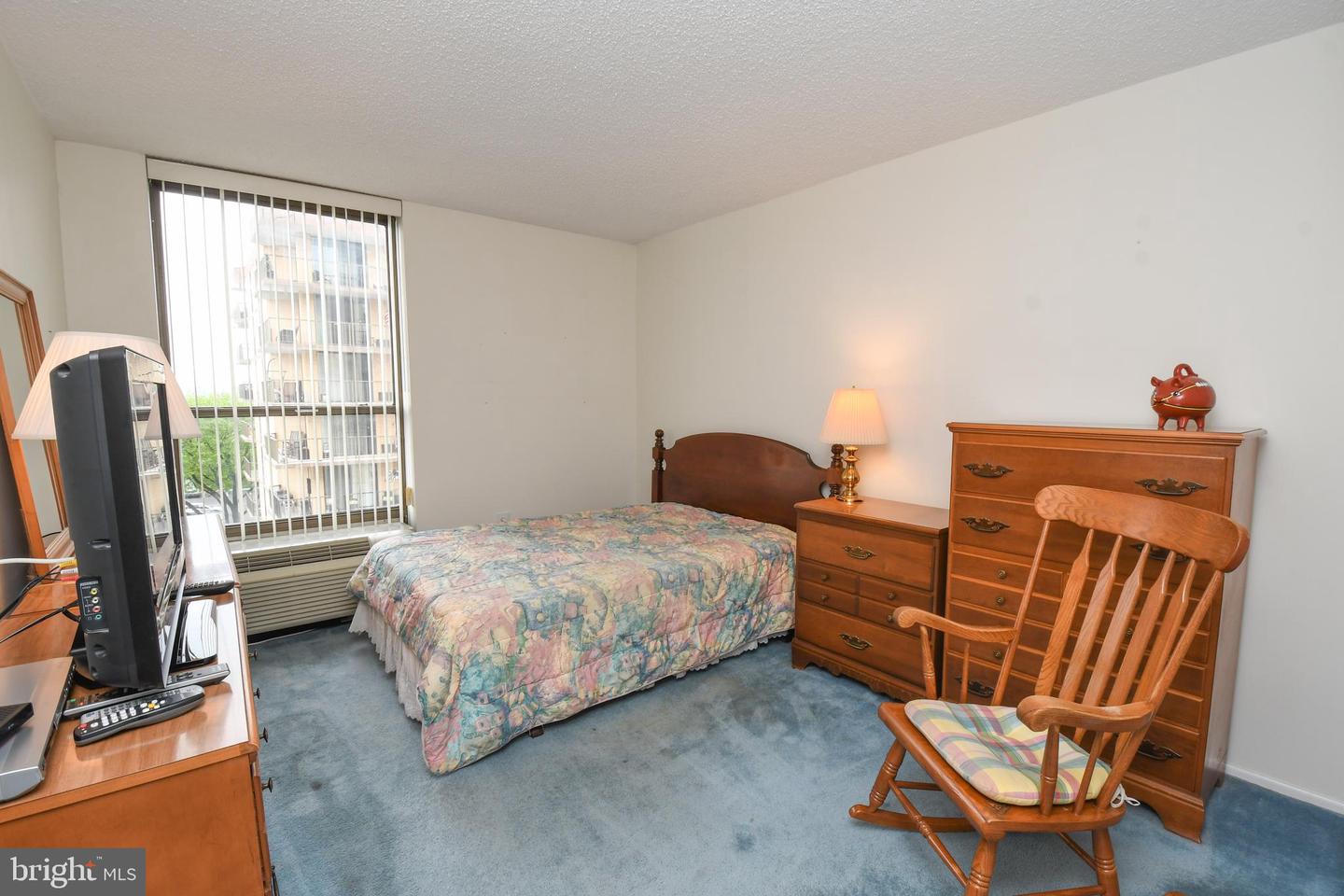 666 W Germantown Pike #1516