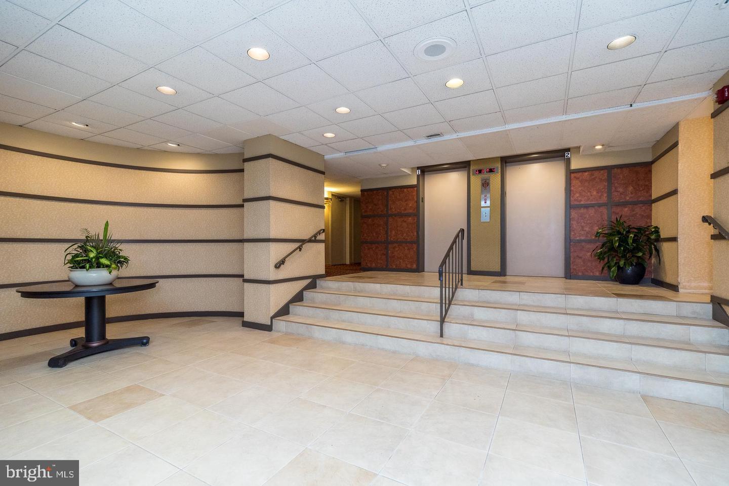 666 W Germantown Pike #1516