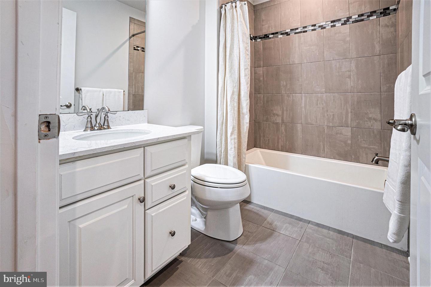 311 Andale Green Dr