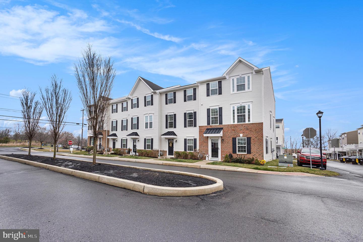 311 Andale Green Dr