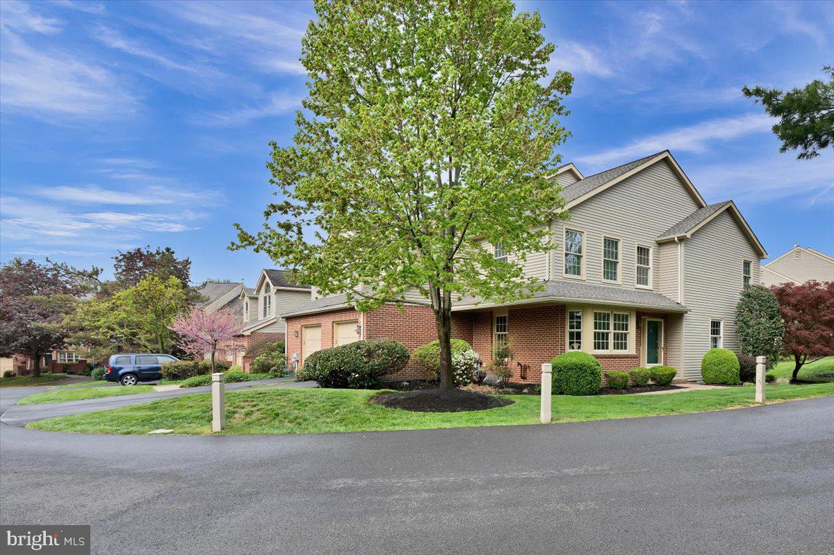 218 Nevin Ln