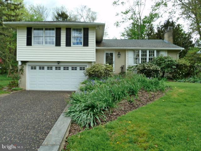 22 Detweiler Ln