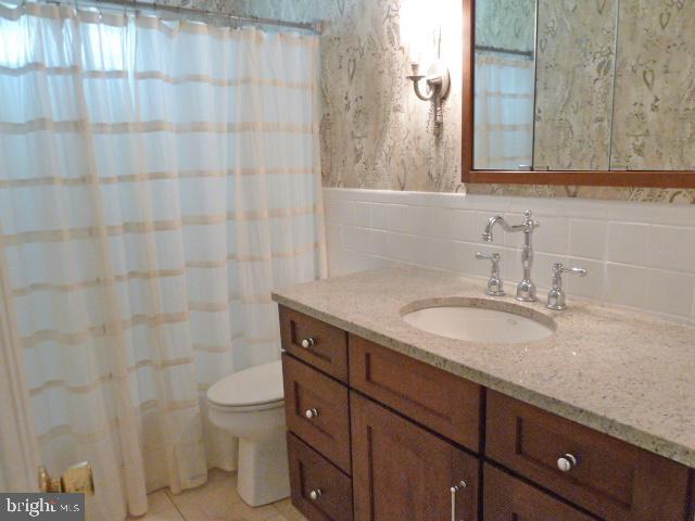 22 Detweiler Ln
