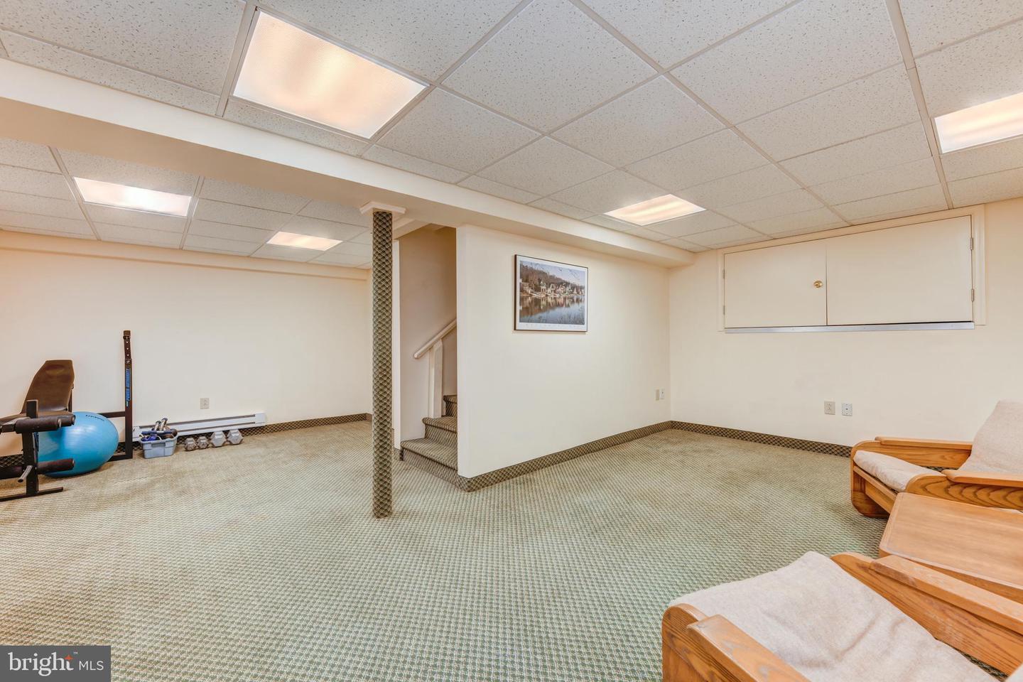 920 Davis Rd